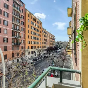 Re Di Appartamento Roma